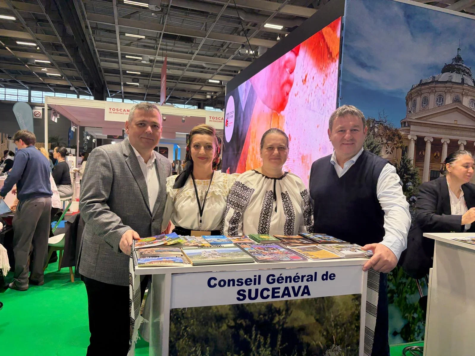 Bucovina promovată la Paris