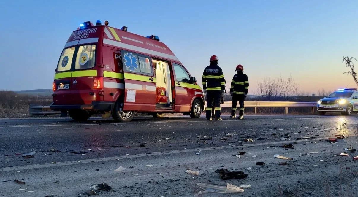 Două mașini au fost implicate într-un accident rutier, joi dimineață, pe centura Sucevei