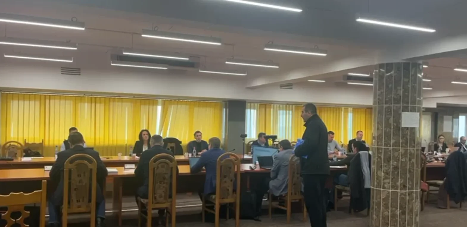 Taxa de salubrizare contestată de un sucevean nemulțumit