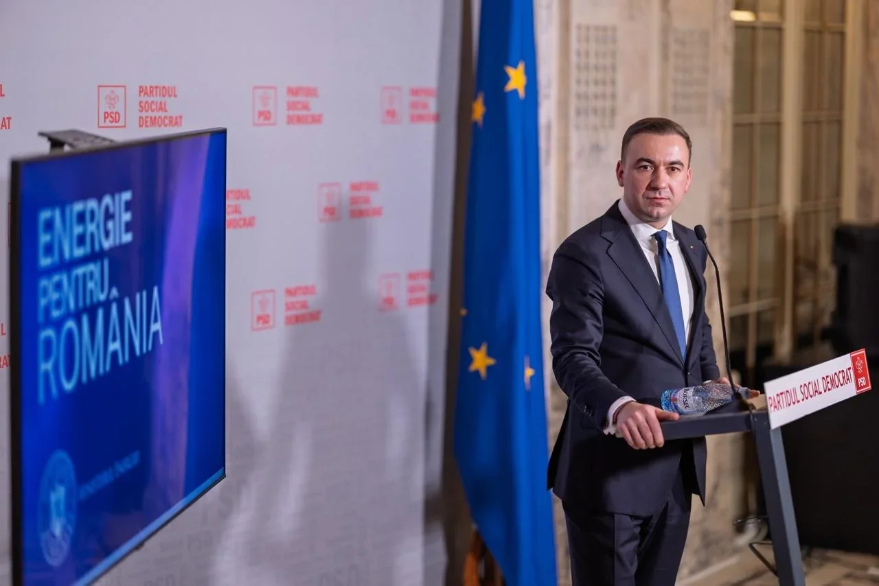 Ministrul Energiei s-a răzgândit după o zi și recunoaște că prețul carburanților ar putea crește din cauza războiului