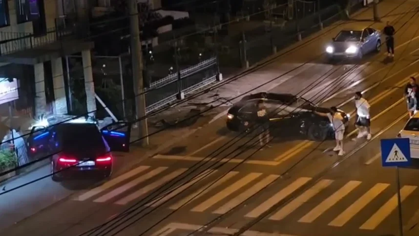 Doi botoșăneni, accident intenționat în Iași