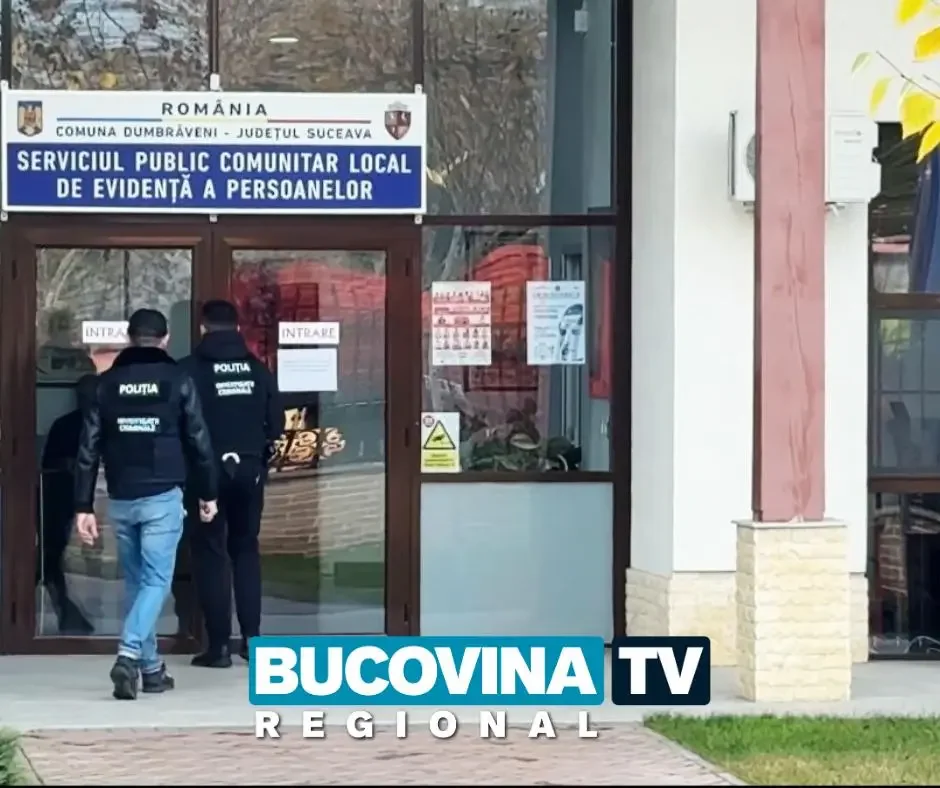 Percheziții la mai multe adrese din comuna Dumbrăveni, Suceava