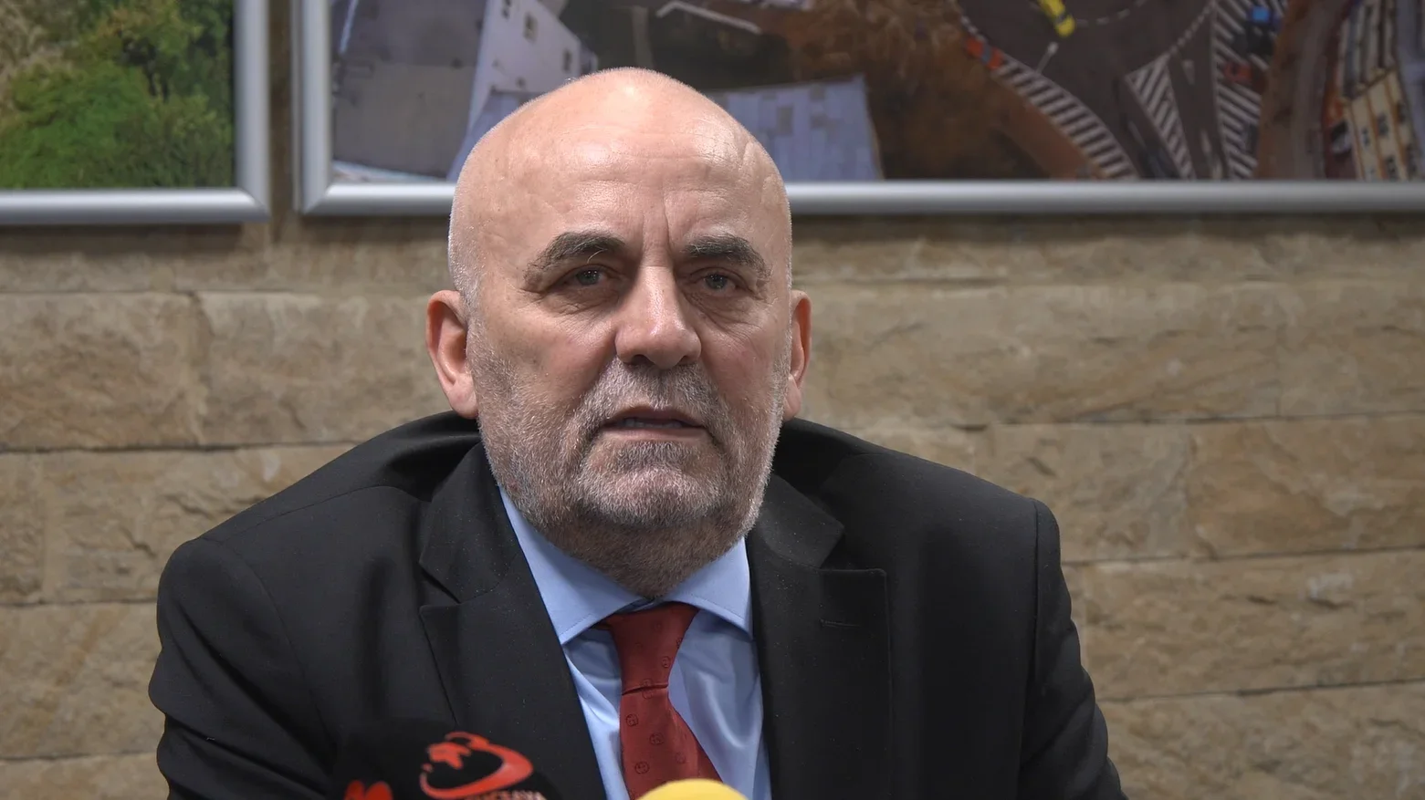 Primarul municipiului Suceava, Vasile Rîmbu, se declară independent