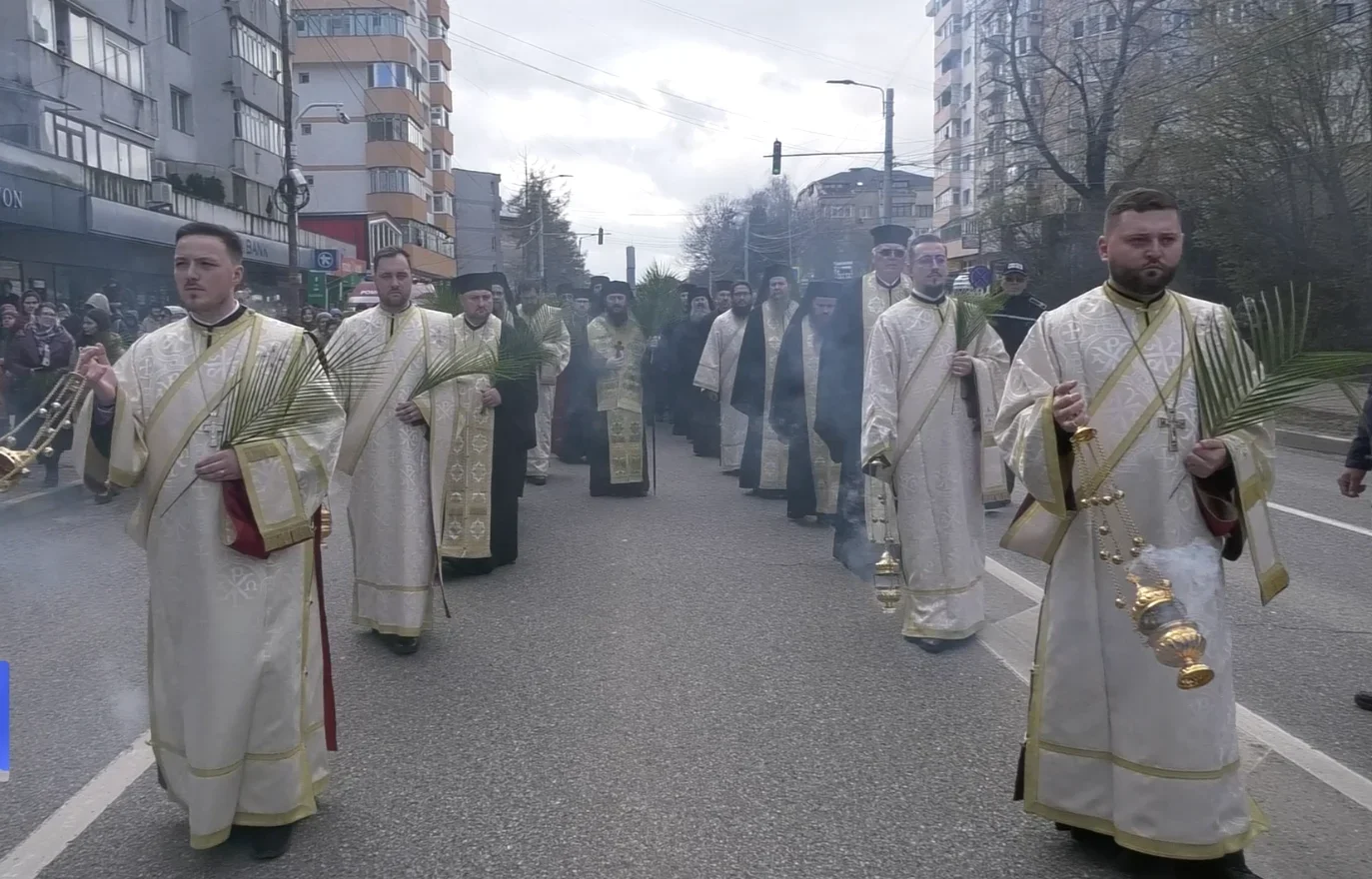 Floriile aduc evenimente în Suceava