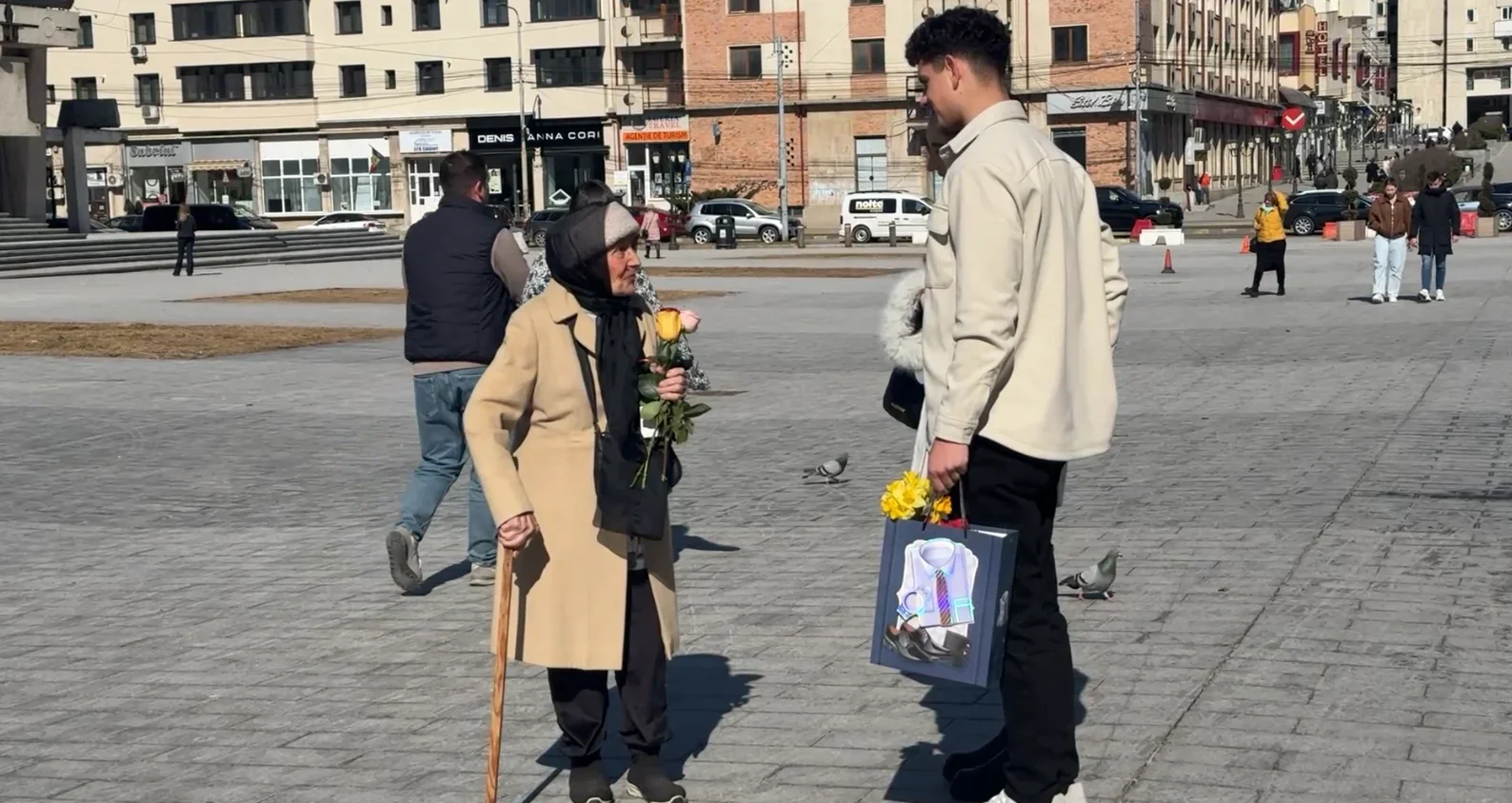 Ziua femeii, marcată„ discret" la Suceava