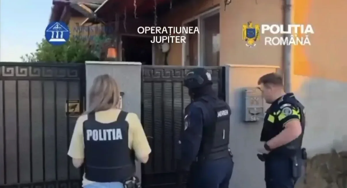 Sute de percheziții într-un dosar de evaziune fiscală din domeniul instrumentelor muzicale