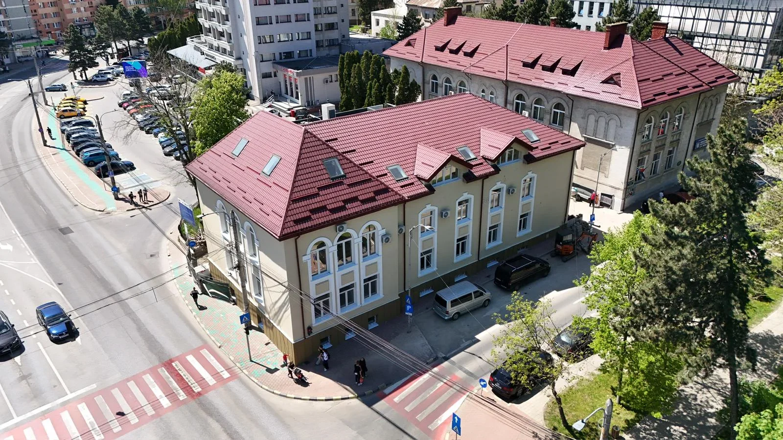 Modernizarea bibliotecii, pe ultima sută de metri