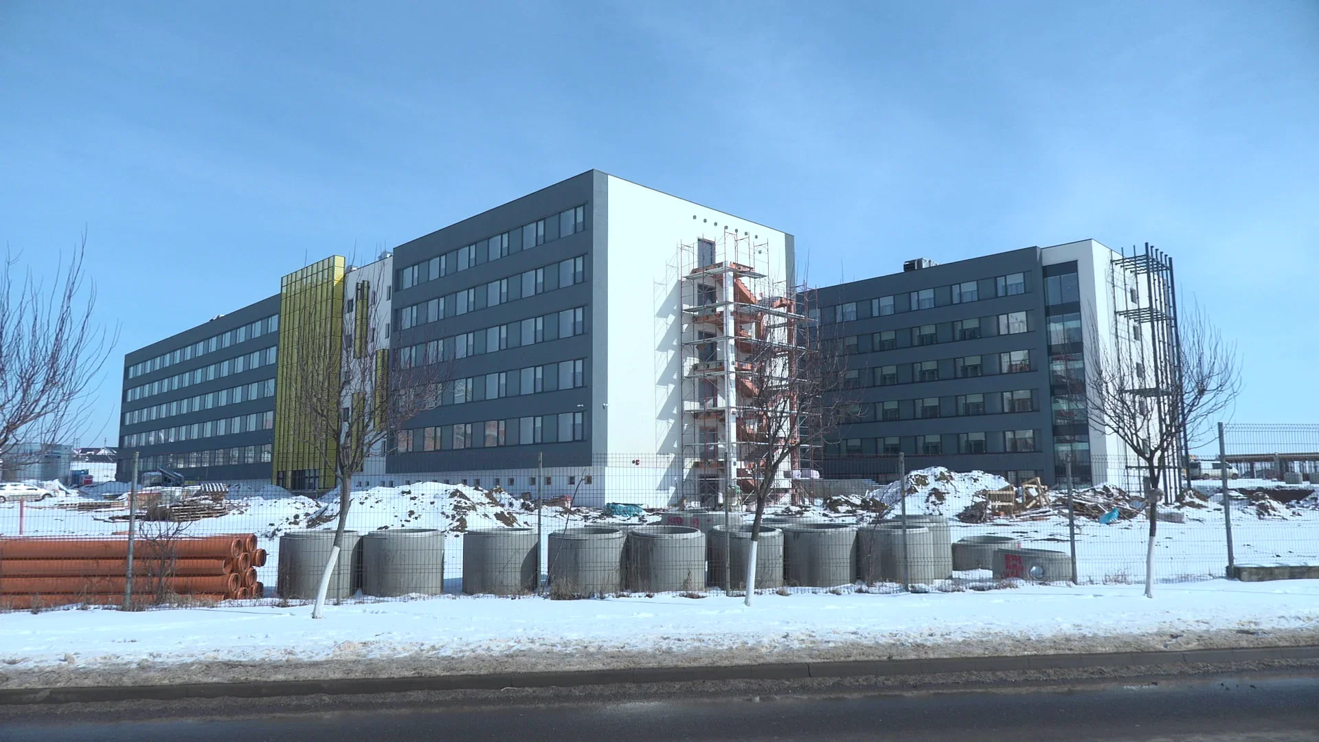 Campusul II al USV prinde contur, căminul studențesc aproape finalizat