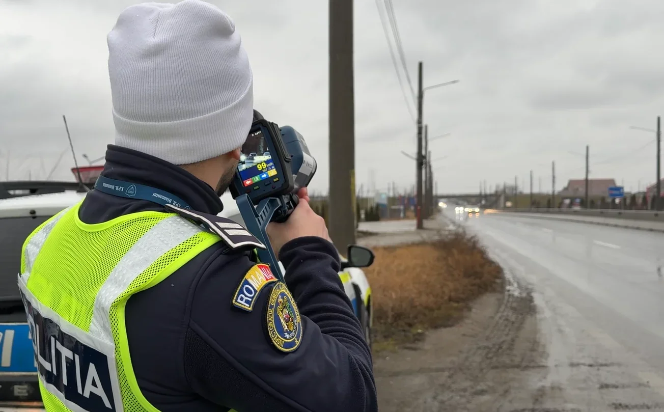 Sute de radare pe străzi și zeci de permise reținute într-o singură zi, în cadrul unei acțiuni ample