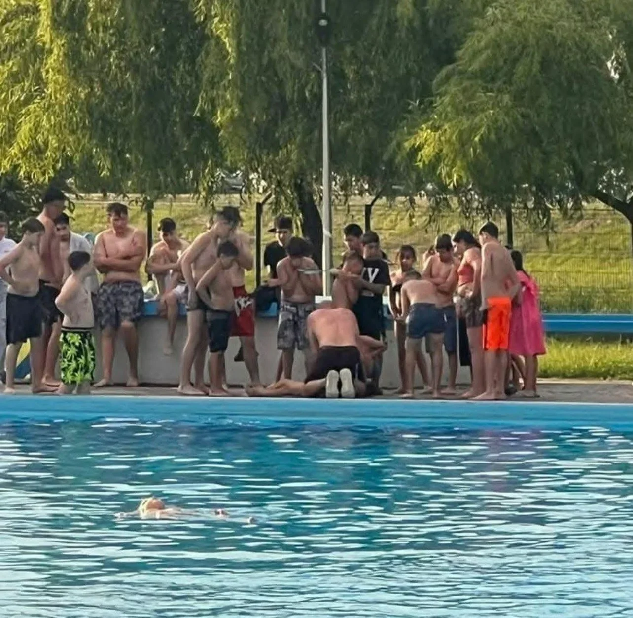 Copil de 5 ani, în stare gravă, după ce s-a înnecat la ștrand