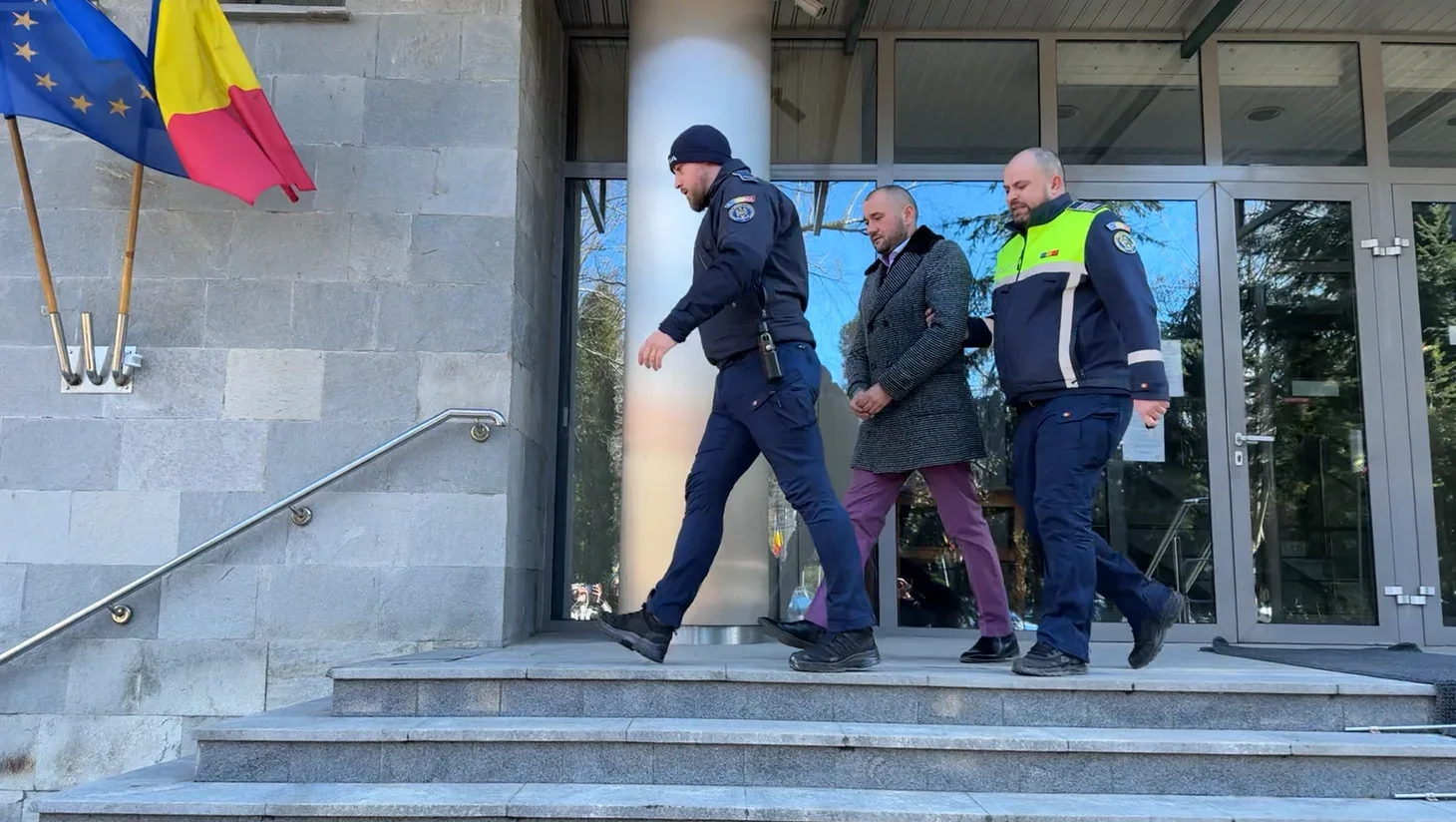 Primarul Radu Reziuc rămâne cu brățară electronică la picior