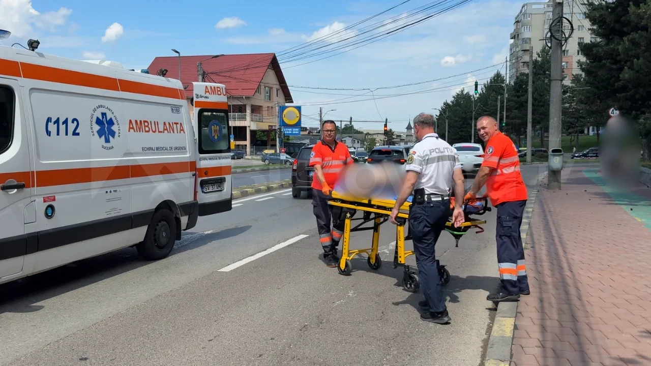 Pieton lovit de o mașină, pe trecerea de pietoni