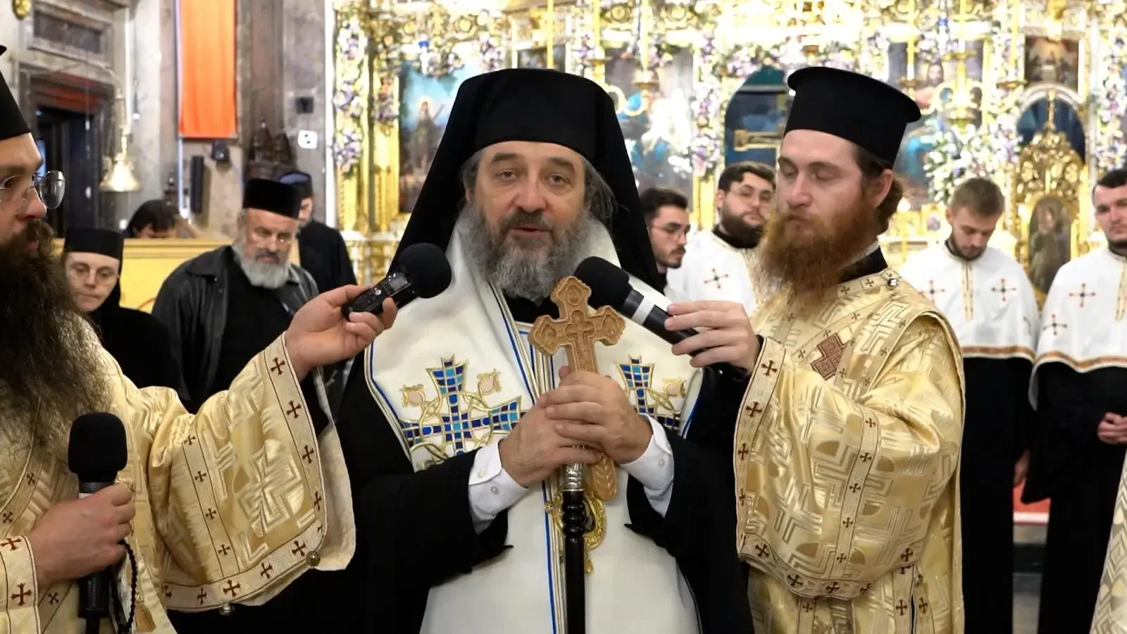 Moaștele cuvioasei parascheva, reașezate în catedrală