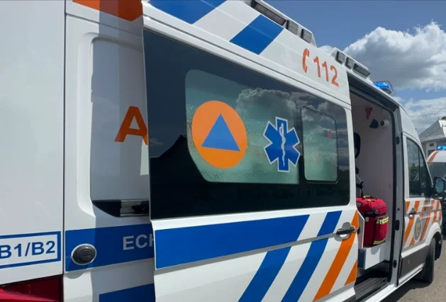 Sucevean cu arsuri pe corp după ce și-a dat foc stânii