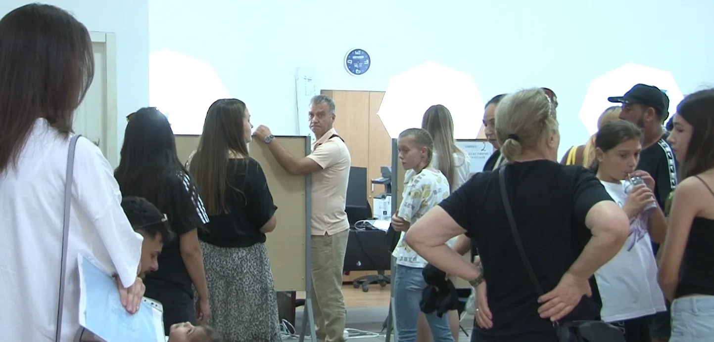 Fără certificat de naștere la reînoirea buletinului