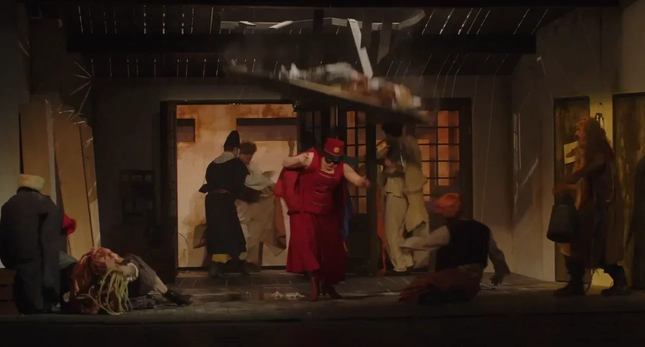 Tavan fals căzut peste un actor la Teatrul Național din Iași